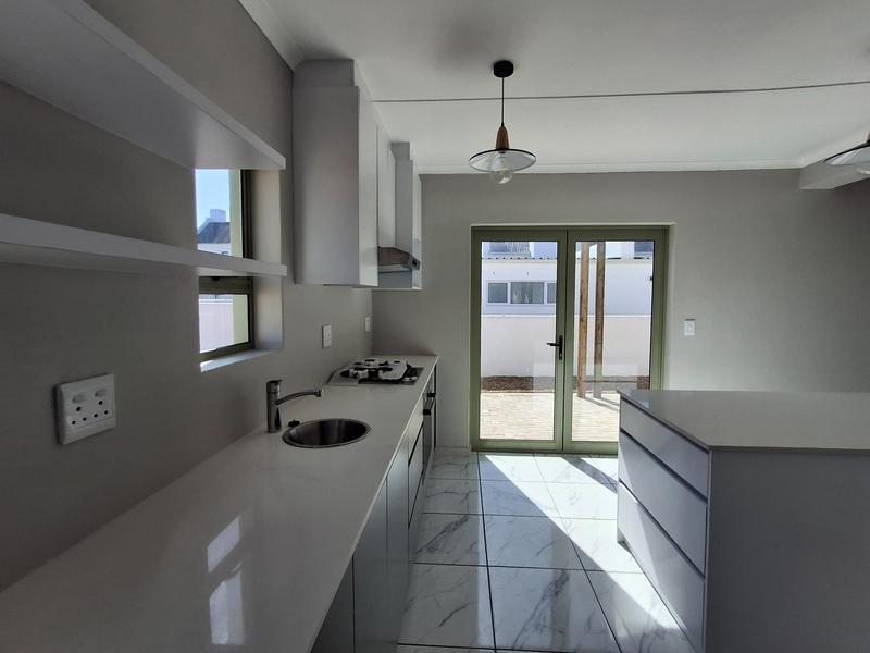 3 Bedroom Property for Sale in Britannia Bay Western Cape